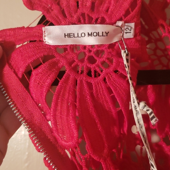 Stunning red gown - Picture 6 of 6